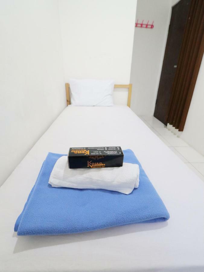 Kamar Keluarga Kalideres Джакарта Экстерьер фото